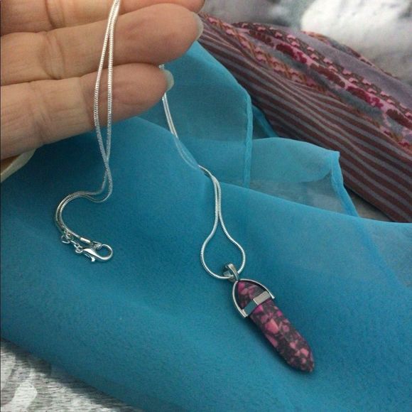 NWT Natural Gemstone 18”Chain & Pendant Pointed Chakra Hexagon Pink Gray - Picture 5 of 13